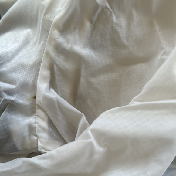 Lacoste jacket - Picture 11 of 12